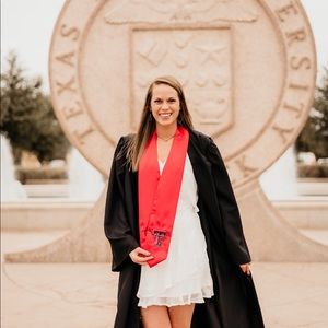 Meet your Posher, Paige